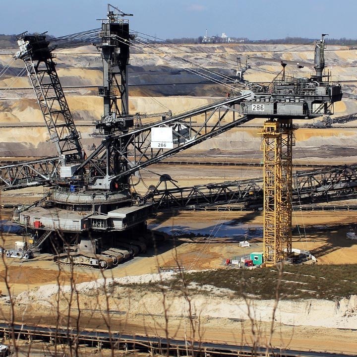 Surface-Mining-Thumb